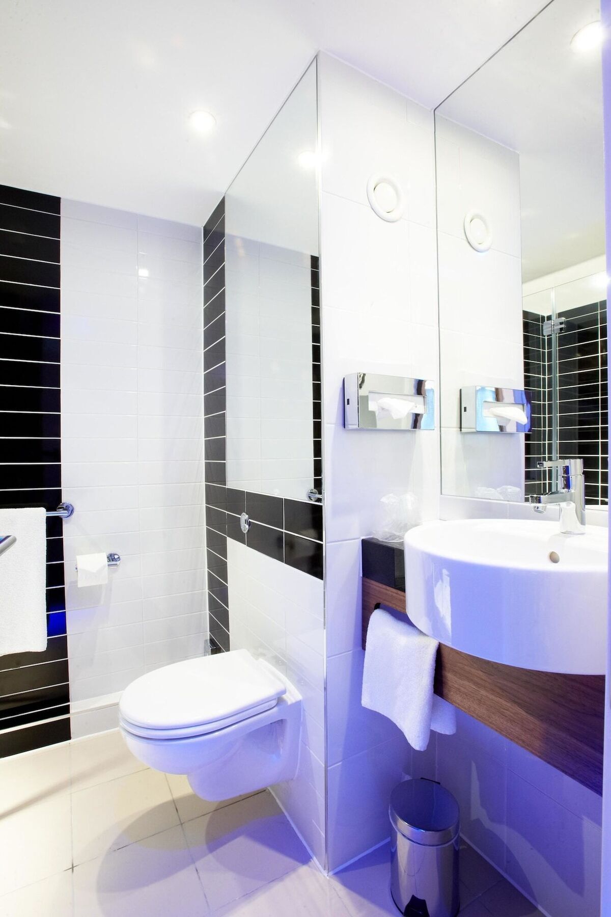 Holiday Inn Express - Derry - Londonderry By Ihg Екстериор снимка
